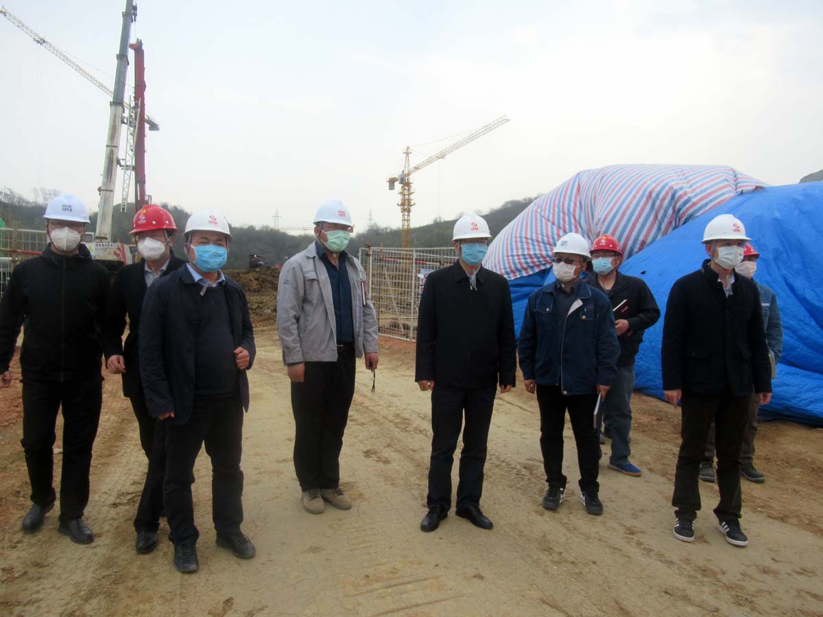 皖能環(huán)?？偨?jīng)理張為義到安徽電建一公司合肥龍泉山項(xiàng)目調(diào)研疫情防控和復(fù)工復(fù)產(chǎn)工作