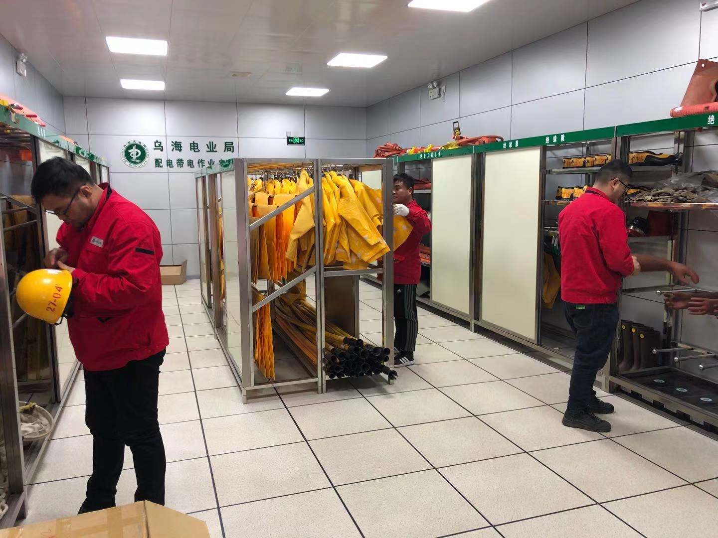 烏海電業(yè)局配電帶電作業(yè)中心：寒冬大檢查，新年保安全