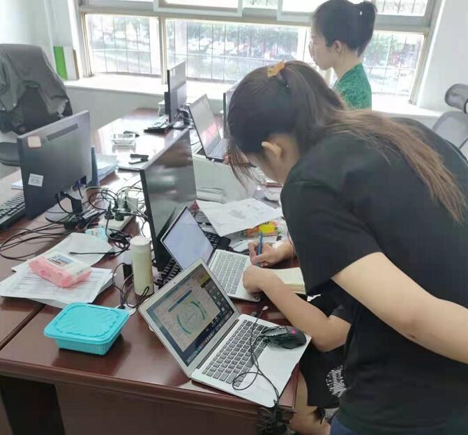 國網信通產業(yè)集團：暴雨中，他們選擇堅守崗位