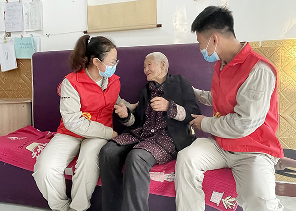 大唐臨汾熱電公司開展“人間重晚情，愛助夕陽紅”志愿服務(wù)活動(dòng)