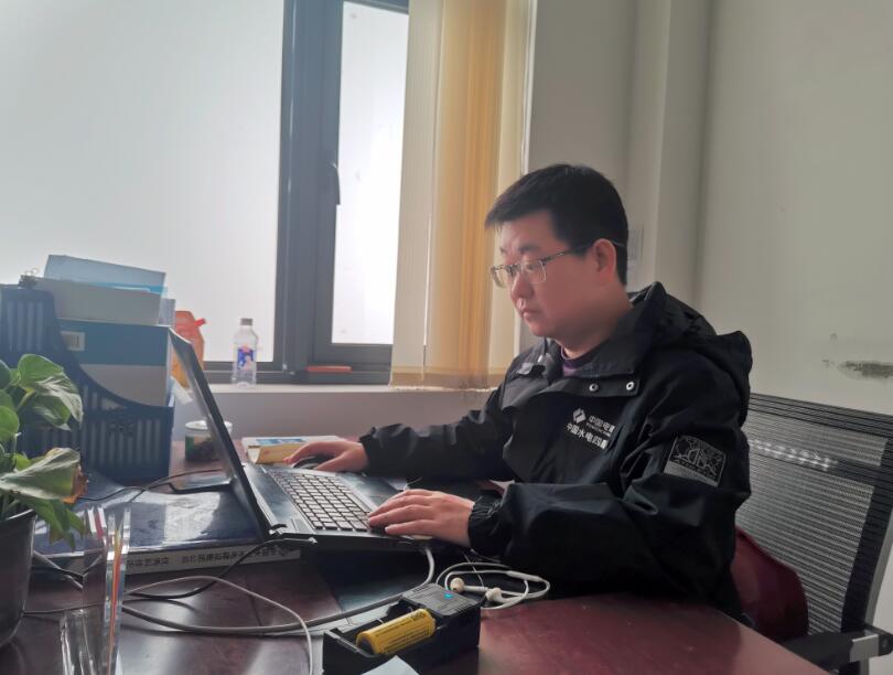 劉凡武：砥礪深耕志未泯，不負(fù)山河不負(fù)卿