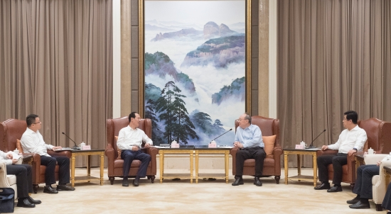 中國(guó)電建集團(tuán)公司黨委書(shū)記、董事長(zhǎng)丁焰章拜會(huì)福建省委書(shū)記尹力、省長(zhǎng)趙龍