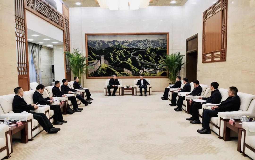 大唐集團(tuán)鄒磊、劉明勝會(huì)見(jiàn)國(guó)家能源集團(tuán)黨組書(shū)記、董事長(zhǎng)劉國(guó)躍