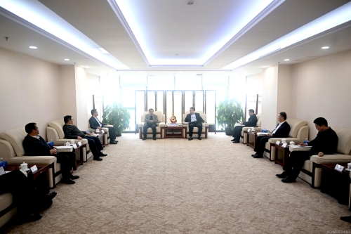 中國(guó)電建黨委常委、副總經(jīng)理王小軍會(huì)見大理州委副書記肖創(chuàng)勇