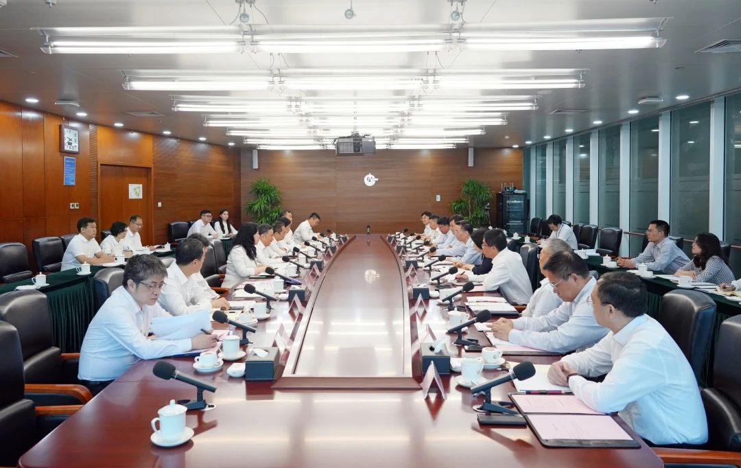 中國能建黨委書記、董事長宋海良與中國海油黨組書記、董事長汪東進會談