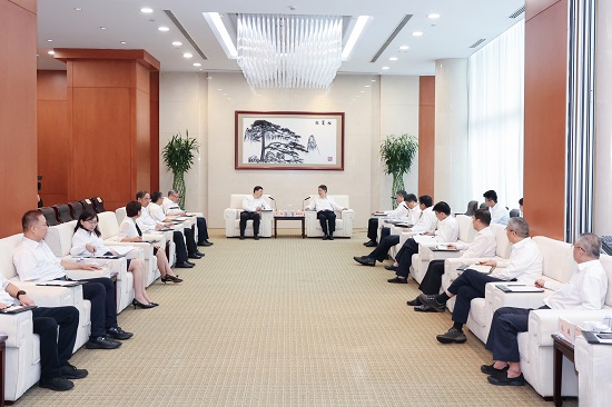 華能集團黨組書記、董事長溫樞剛會見山西省委常委、太原市委書記韋韜