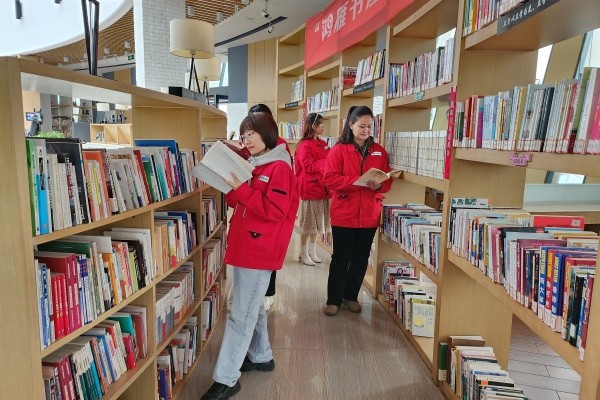 烏海供電公司聯(lián)合黨支部：開展“中華民族一家親，同心共筑中國夢”全民閱讀活動