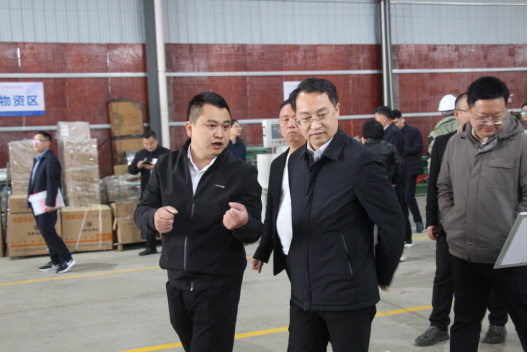 工業(yè)強縣，企業(yè)擔當，縣領(lǐng)導調(diào)研考察江西宏駿