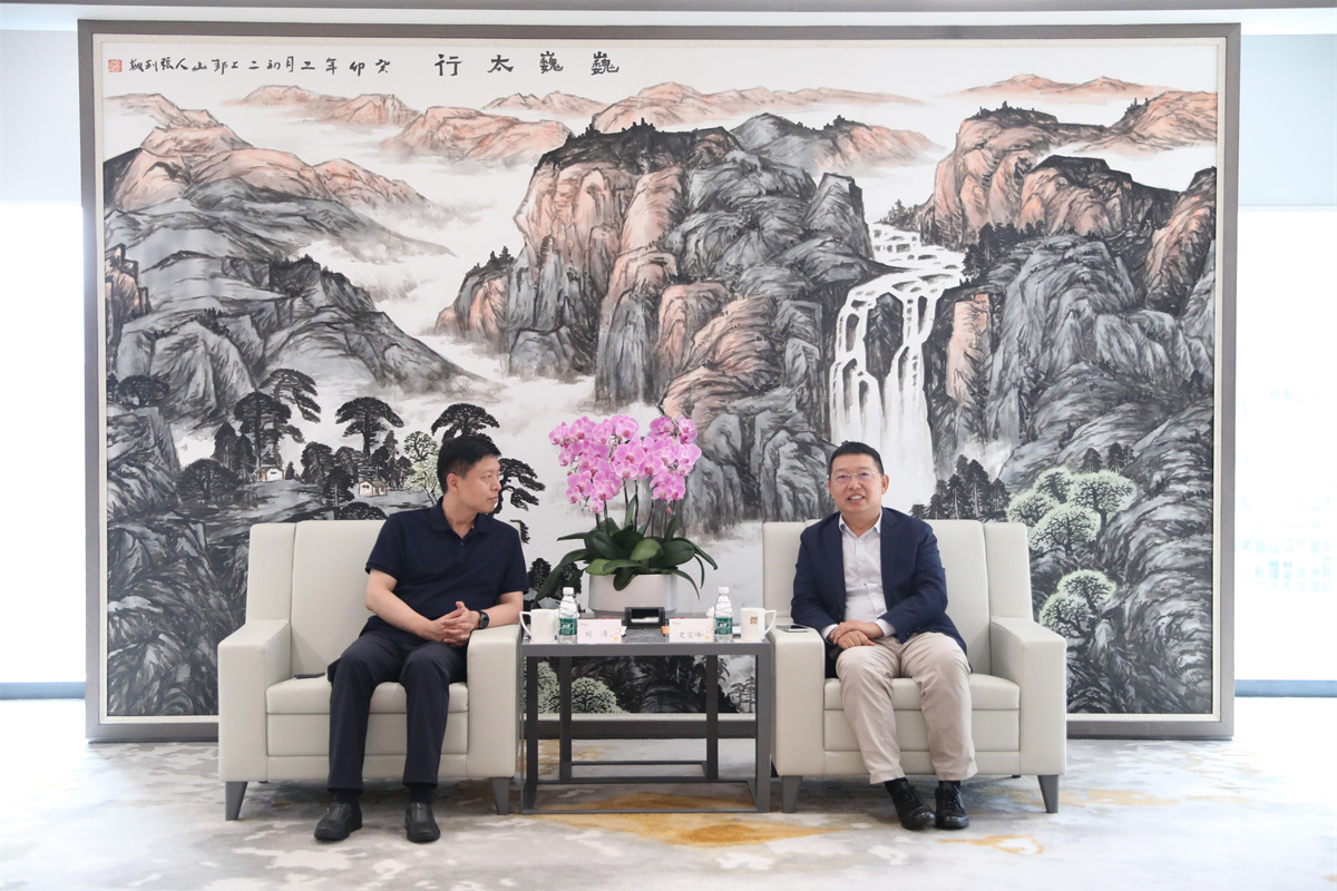 華潤電力董事局主席史寶峰主席會(huì)見許昌市委副書記、市長劉濤