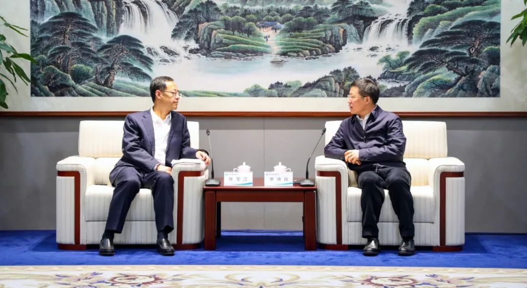 中國電氣裝備黨委書記、董事長李洪鳳會(huì)見交通銀行黨委副書記、行長張寶江