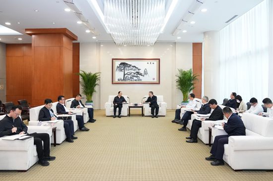 華能集團(tuán)總經(jīng)理、黨組副書記張文峰會(huì)見甘肅省副省長王鈞
