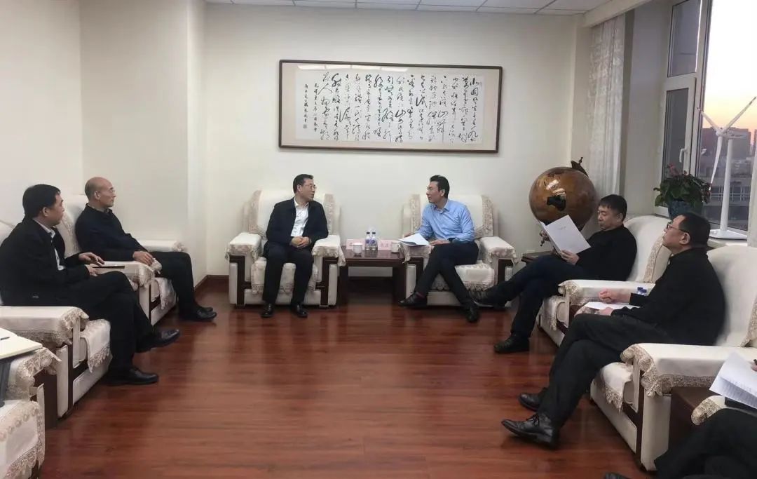 華電吉林公司黨委書記孫毅、黨委副書記鄭成杰拜會吉林省能源局黨組書記、局長趙彥峰