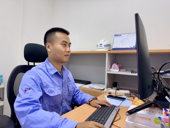【新春走基層】春節(jié)堅守，點亮異國的奉獻(xiàn)之光