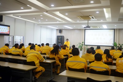華潤(rùn)南京公司檢修公司黨支部開展黨員大會(huì)、支委會(huì)以及3月份主題黨日活動(dòng)